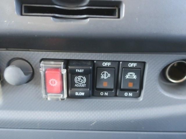 ISUZU FORWARD 2015 Image 31