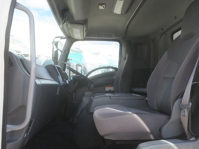 ISUZU FORWARD 2015 Image 31