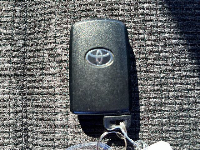 TOYOTA SIENTA 2019 Image 31