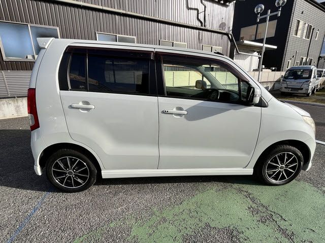 SUZUKI WAGON R 2012 Image 31