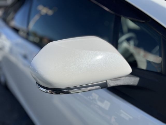 TOYOTA PRIUS 2017 Image 31