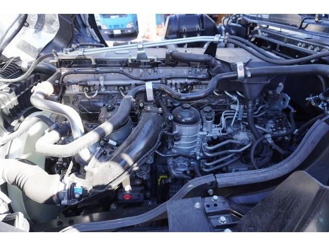 MITSUBISHI FUSOU SUPER GREAT 2025 Image 31