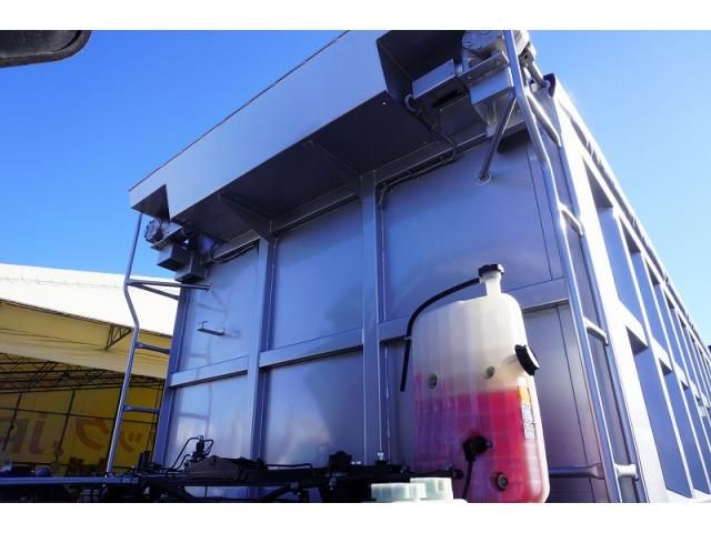 MITSUBISHI FUSOU SUPER GREAT 2025 Image 31