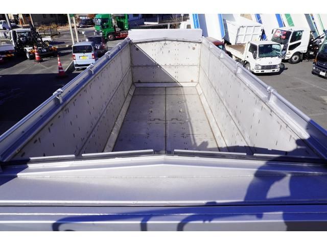 MITSUBISHI FUSOU SUPER GREAT 2025 Image 31