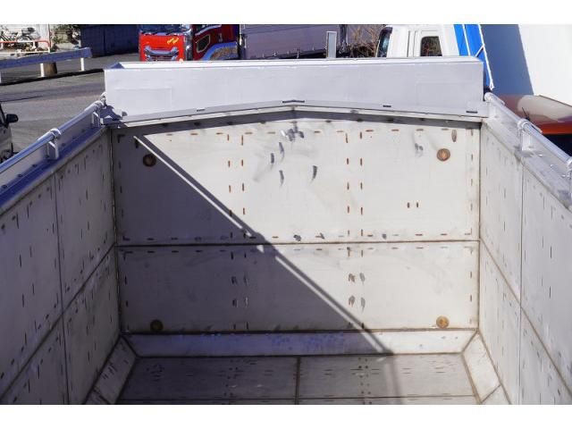 MITSUBISHI FUSOU SUPER GREAT 2025 Image 31