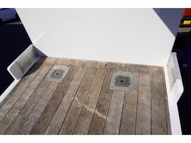 ISUZU ELF 2014 Image 31