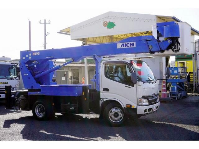 HINO DUTRO 2013 Image 31