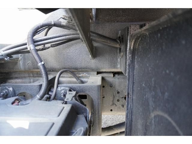 HINO DUTRO 2013 Image 31