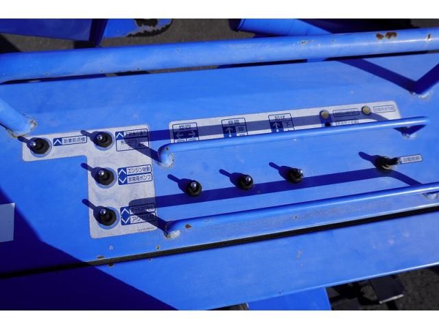 HINO DUTRO 2013 Image 31