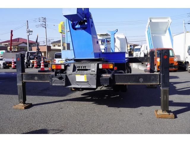 HINO DUTRO 2013 Image 31