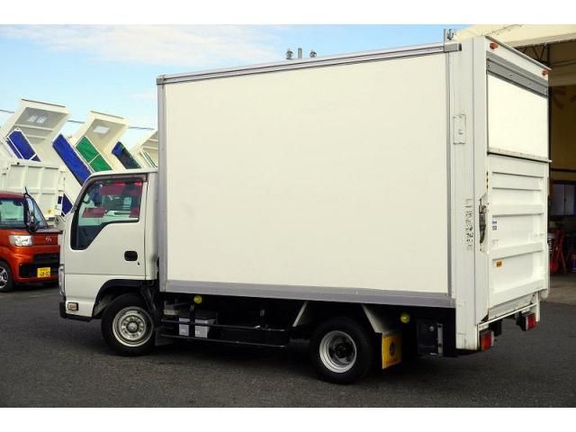 ISUZU ELF 2017 Image 31