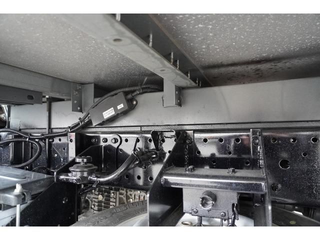 ISUZU ELF 2017 Image 31