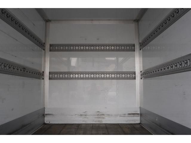 ISUZU ELF 2017 Image 31