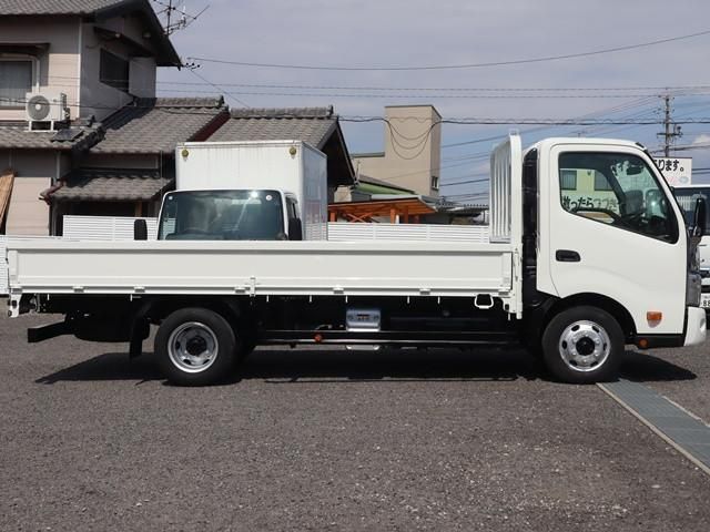 TOYOTA DYNA 2021 Image 31