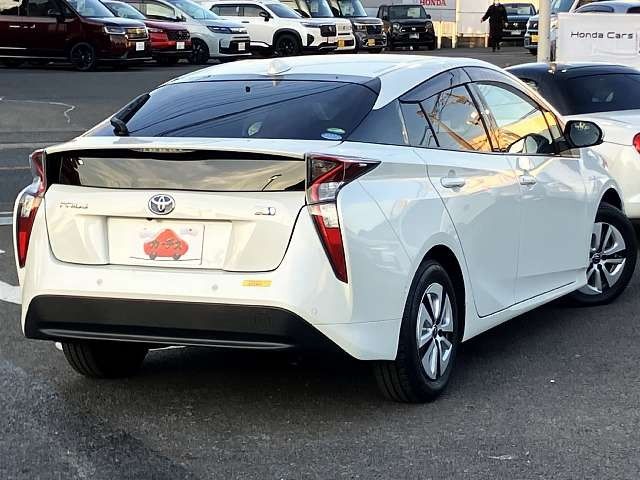 TOYOTA PRIUS 2016 Image 31
