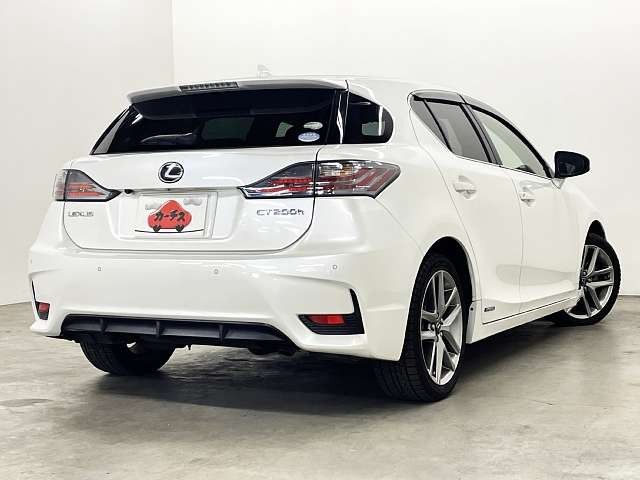 TOYOTA LEXUS CT200H 2017 Image 31
