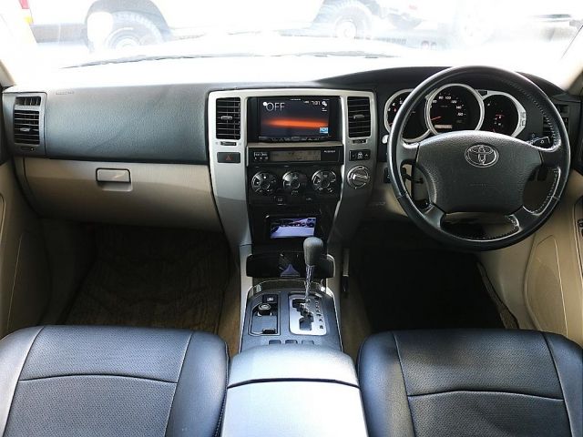 TOYOTA HILUXSURF WAGON 4WD 2002 Image 31