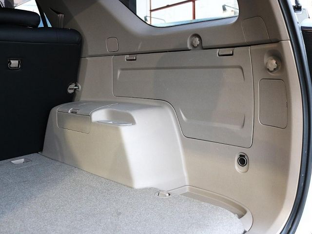 TOYOTA HILUXSURF WAGON 4WD 2002 Image 31