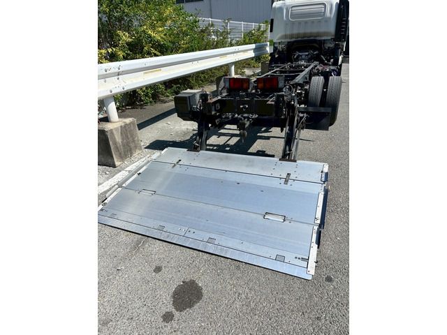 ISUZU  2021 Image 31