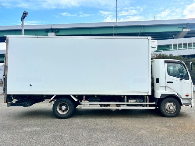 MITSUBISHI FUSOU FIGHTER 2017 Image 31