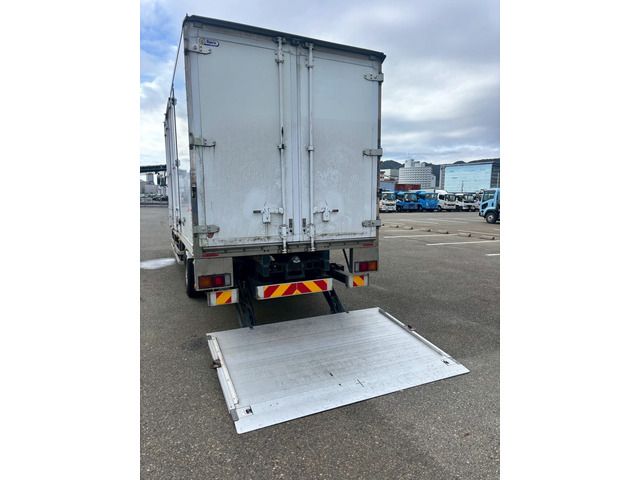 MITSUBISHI FUSOU FIGHTER 2017 Image 31