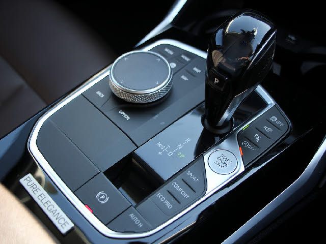 BMW 3SERIES SEDAN 2019 Image 31