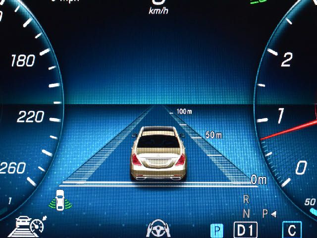 MERCEDES BENZ C CLAS 2018 Image 31