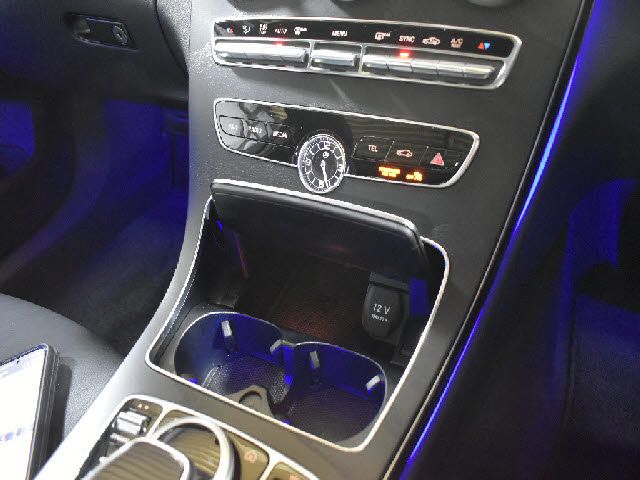 MERCEDES BENZ C CLAS 2018 Image 31