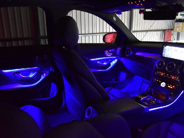 MERCEDES BENZ C CLAS 2018 Image 31