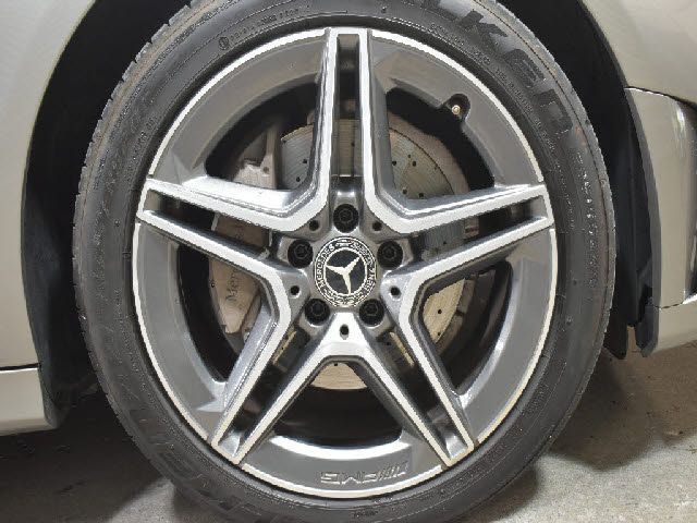 MERCEDES BENZ C CLAS 2018 Image 31