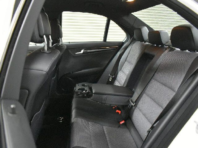MERCEDES BENZ C CLAS 2013 Image 31
