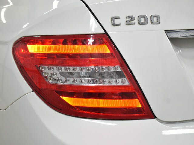MERCEDES BENZ C CLAS 2013 Image 31