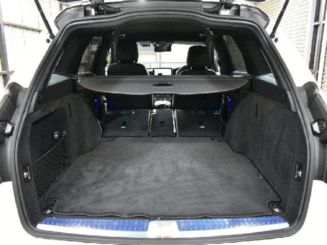 MERCEDES BENZ C CLAS 2019 Image 31