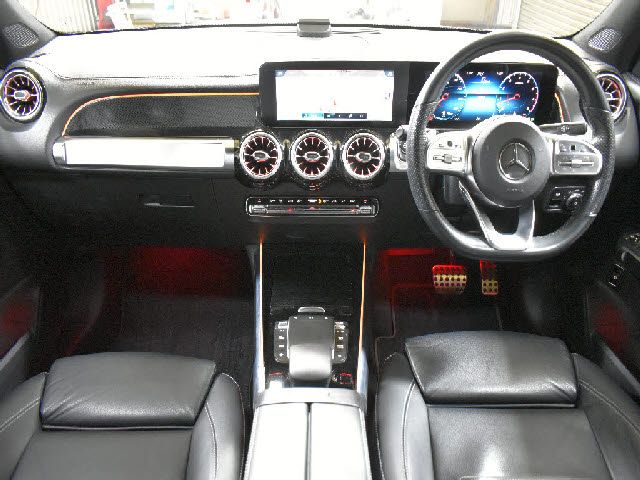 MERCEDES BENZ GLB 2021 Image 31