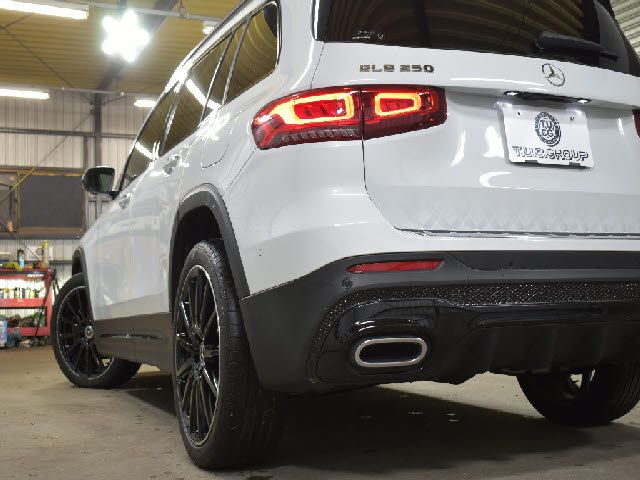 MERCEDES BENZ GLB 2021 Image 31