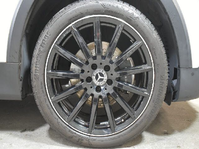 MERCEDES BENZ GLB 2021 Image 31