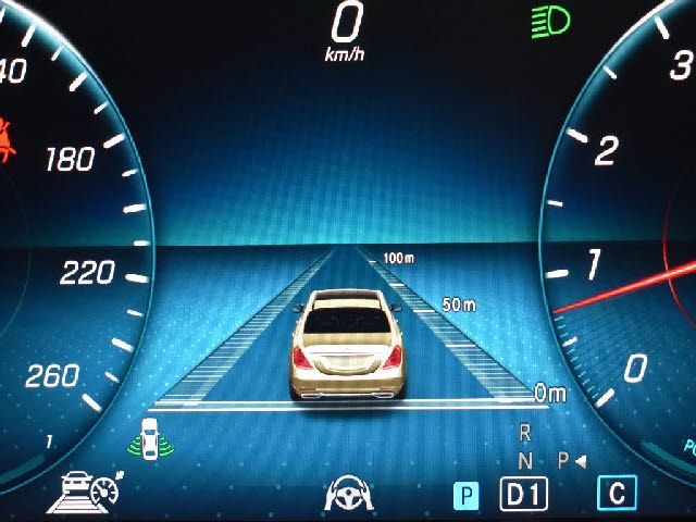 MERCEDES BENZ C CLAS 2018 Image 31