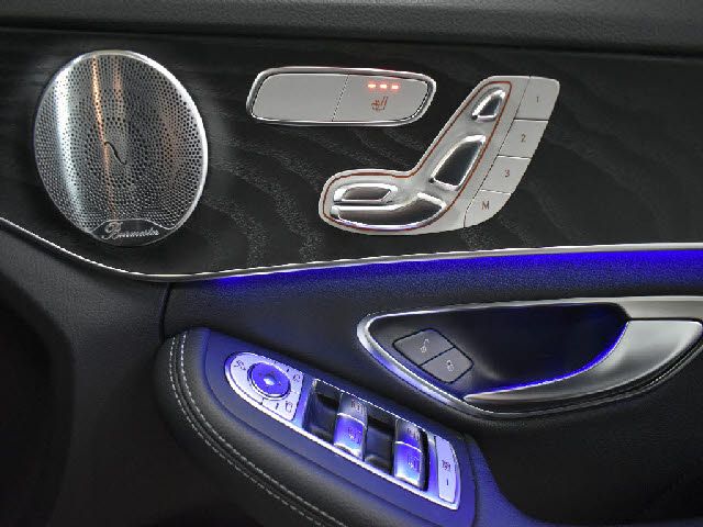MERCEDES BENZ C CLAS 2018 Image 31
