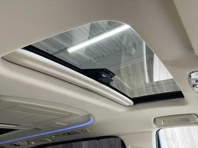 TOYOTA ALPHARD HYBRID 4WD 2018 Image 31