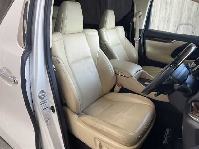TOYOTA ALPHARD HYBRID 4WD 2018 Image 31