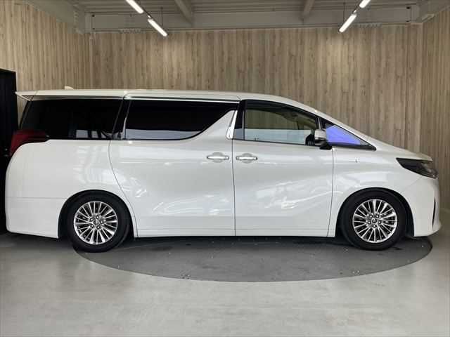 TOYOTA ALPHARD HYBRID 4WD 2018 Image 31