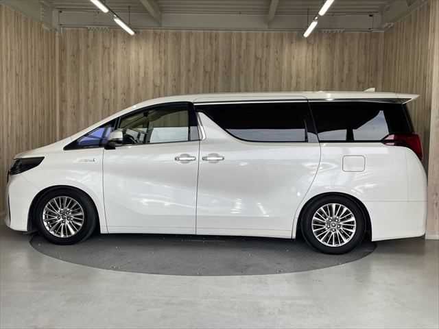 TOYOTA ALPHARD HYBRID 4WD 2018 Image 31