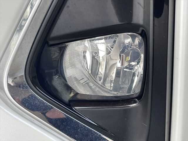 TOYOTA ALPHARD HYBRID 4WD 2018 Image 31