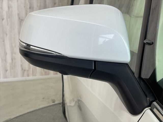 TOYOTA ALPHARD HYBRID 4WD 2018 Image 31