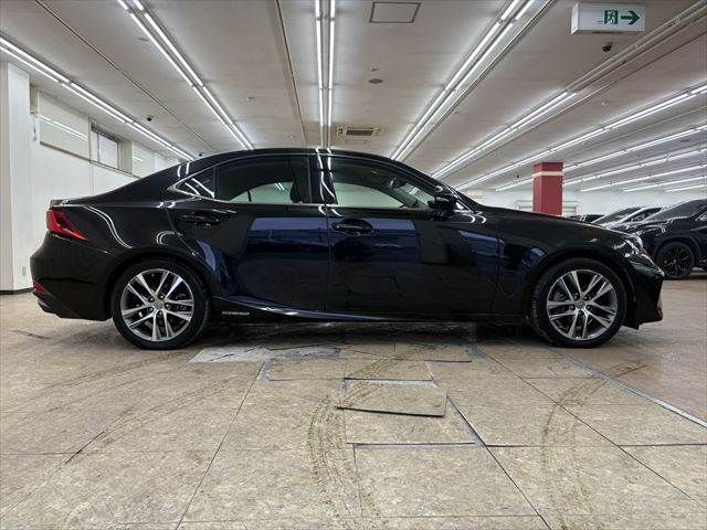 TOYOTA LEXUS IS300H 2016 Image 31