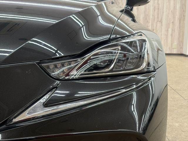 TOYOTA LEXUS IS300H 2016 Image 31