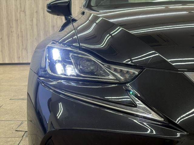 TOYOTA LEXUS IS300H 2016 Image 31