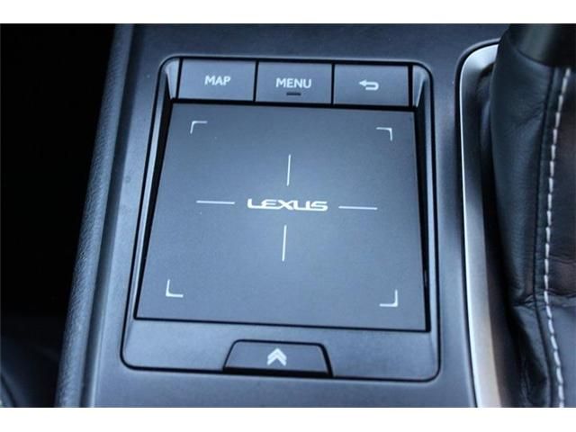 TOYOTA LEXUS UX250H 2019 Image 31