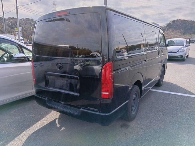 TOYOTA REGIUSACE VAN 2WD 2015 Image 31