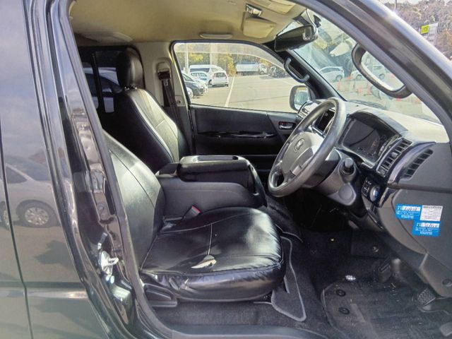 TOYOTA REGIUSACE VAN 2WD 2015 Image 31